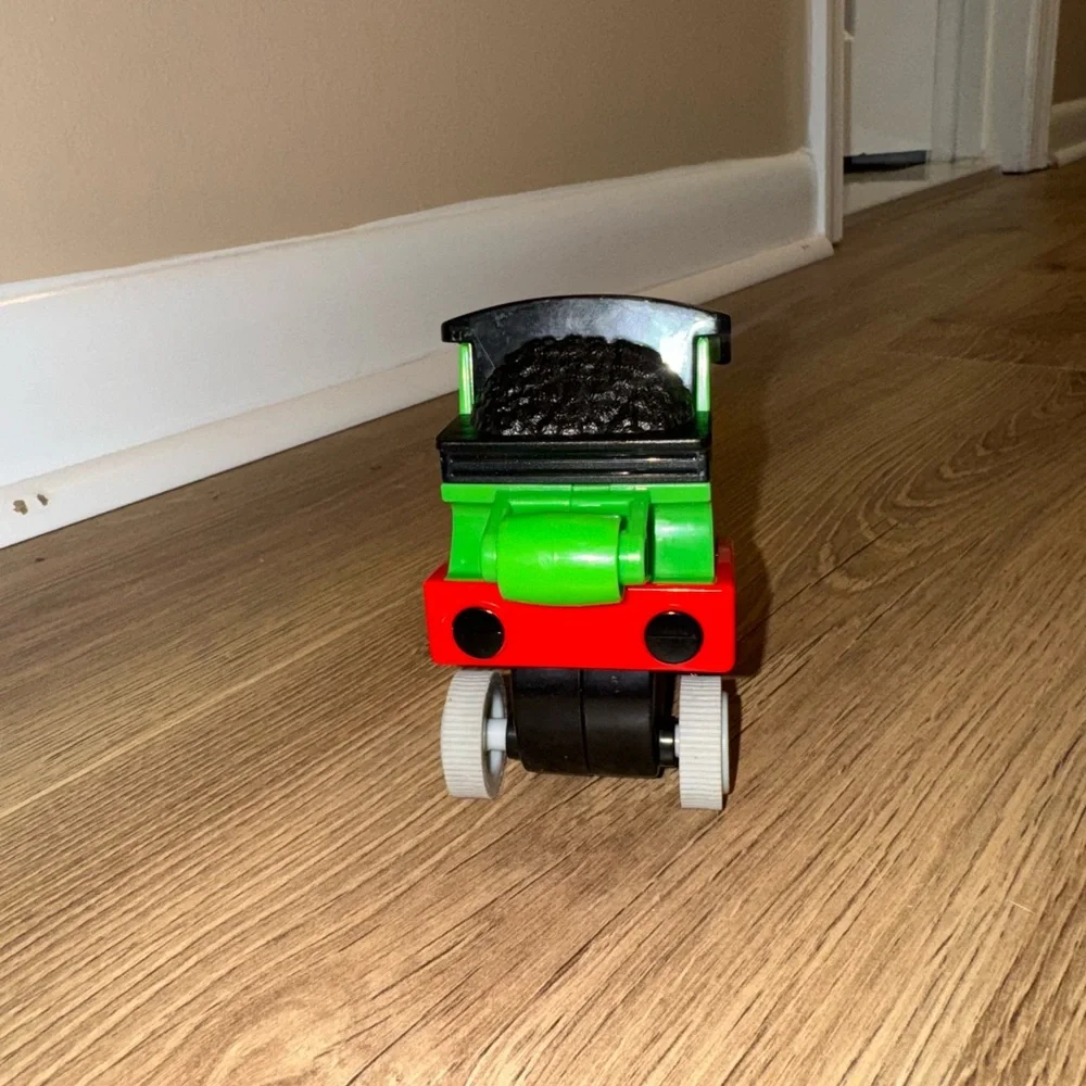 Fisher-Price Thomas & Friends Press 'n Go Stunt‎ Engine Percy toy train